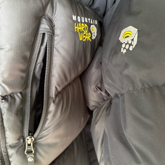 Mountain Hardwear Black Men's Down Jacket (Subzero) - Picture 10 of 13
